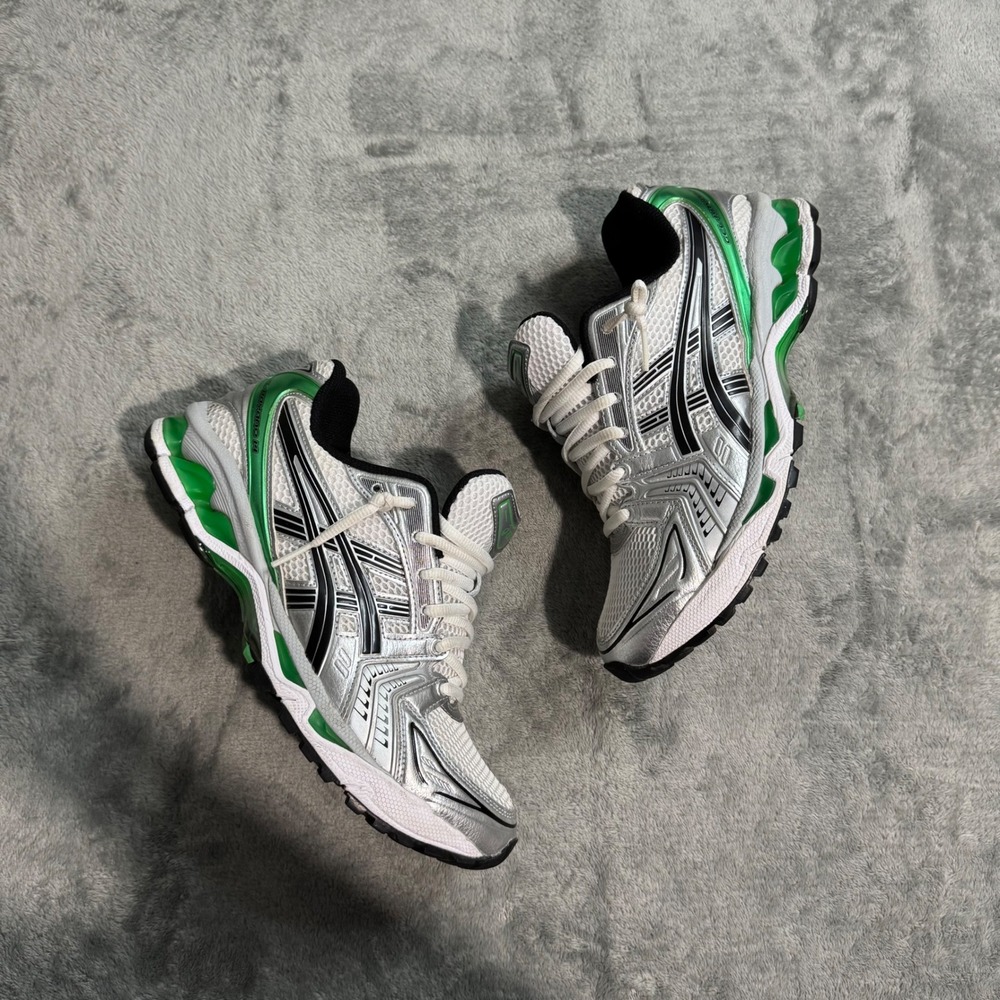 ASICS Gel-Kayano 14 White Silver Green Running Shoes 1201A019 Mens 8